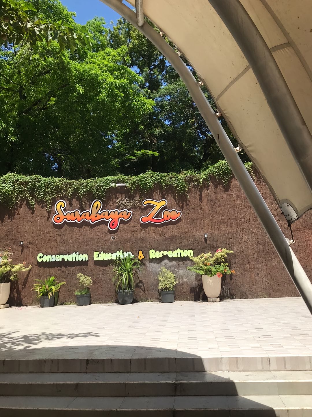 Kebun Binatang Surabaya