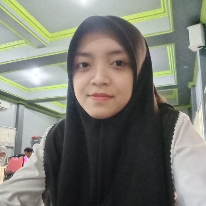 Mailinda Putri Anggia Sari SPd, Guru IPA SMP Terpadu Al Chodidjah Tebuireng