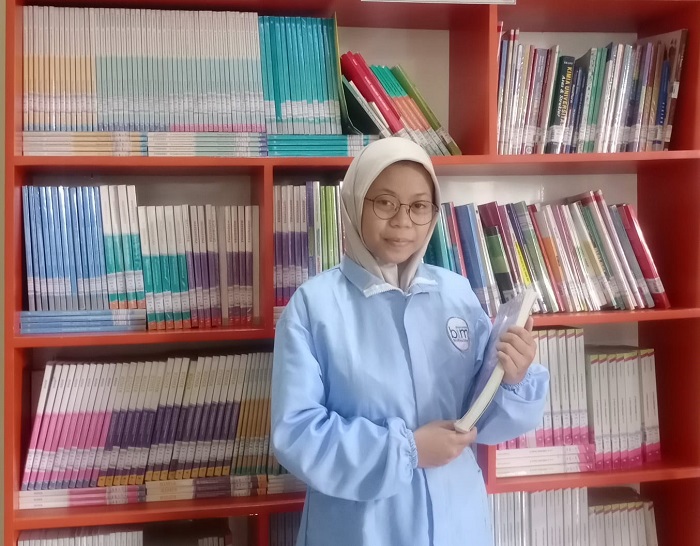 Selvi Permata, Kelas X Teknik Laboratorium Medik SMK BIM Jombang