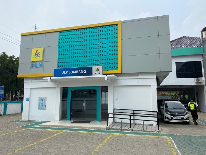 MEGAH: Kantor PLN ULP Jombang di Jl KH Wahid Hasyim Jombang.