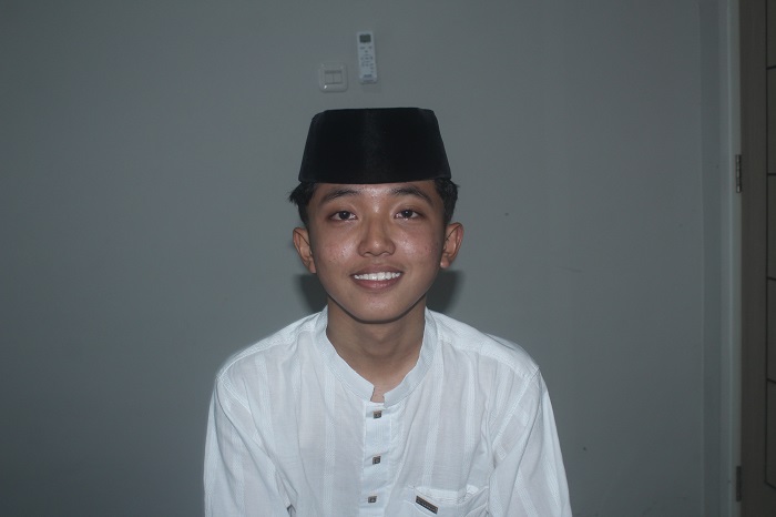 Jirjis Yusuf Mushoffa, kelas XI-E MA Madrasatul Quran Tebuireng