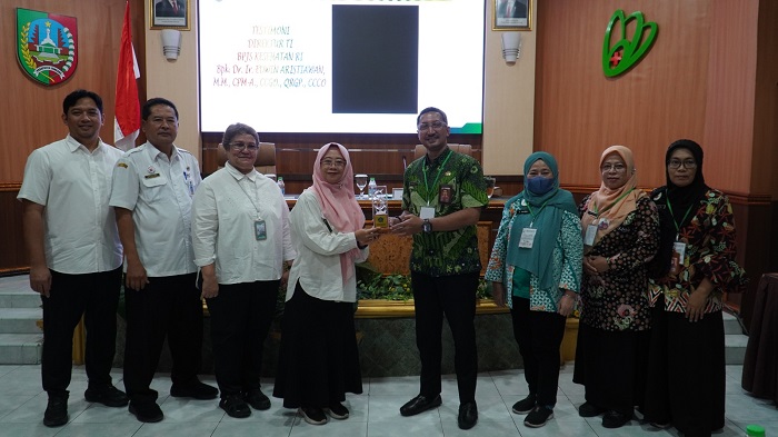 SINERGI: Dr. dr. Ma