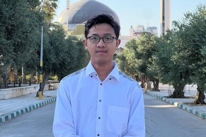 Ahmad Fayroz Abadi, Mahasiswa Jurusan Ushuluddin, Yarmouk University, Yordania  