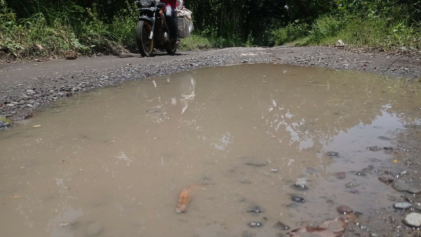 RUSAK: Jalan kabupaten ruas Made-Asemgede di Desa Made, Kecamatan Kudu tahun ini bakal dilakukan penanganan.