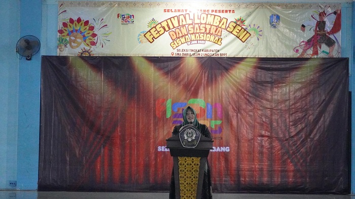 Plt Kepala Cabang Dinas Pendidikan Wilayah Kabupaten Jombang, Pinky Hidayati