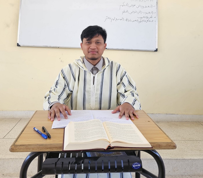 MUHAMMAD Ahmad Zukhruf warga Tambakberas, Desa Tambakrejo, Kecamatan Jombang kini menempuh kuliah di Institute Fatimah Al Fihriyyah Maroko
