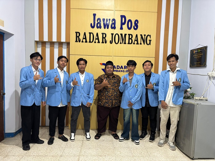 Mahasiswa Program Studi Komunikasi dan Penyiaran Islam (KPI) Universitas Hasyim Asy&rsquo;ari (Unhasy) Tebuireng Jombang memulai program praktek lapangan (PPL) di Jawa Pos Radar Jombang mulai Jumat (01/7).
