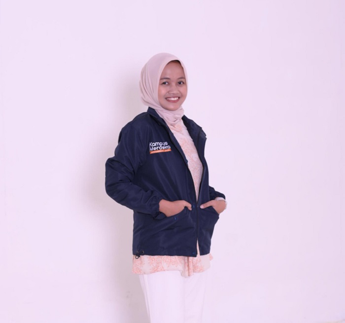 Evelina Feby Firdausy, S.T. salah satu aparatur sipil negara (ASN) berprestasi di Dinas Pekerjaan Umum dan Penataan Ruang (PUPR) Kabupaten Jombang