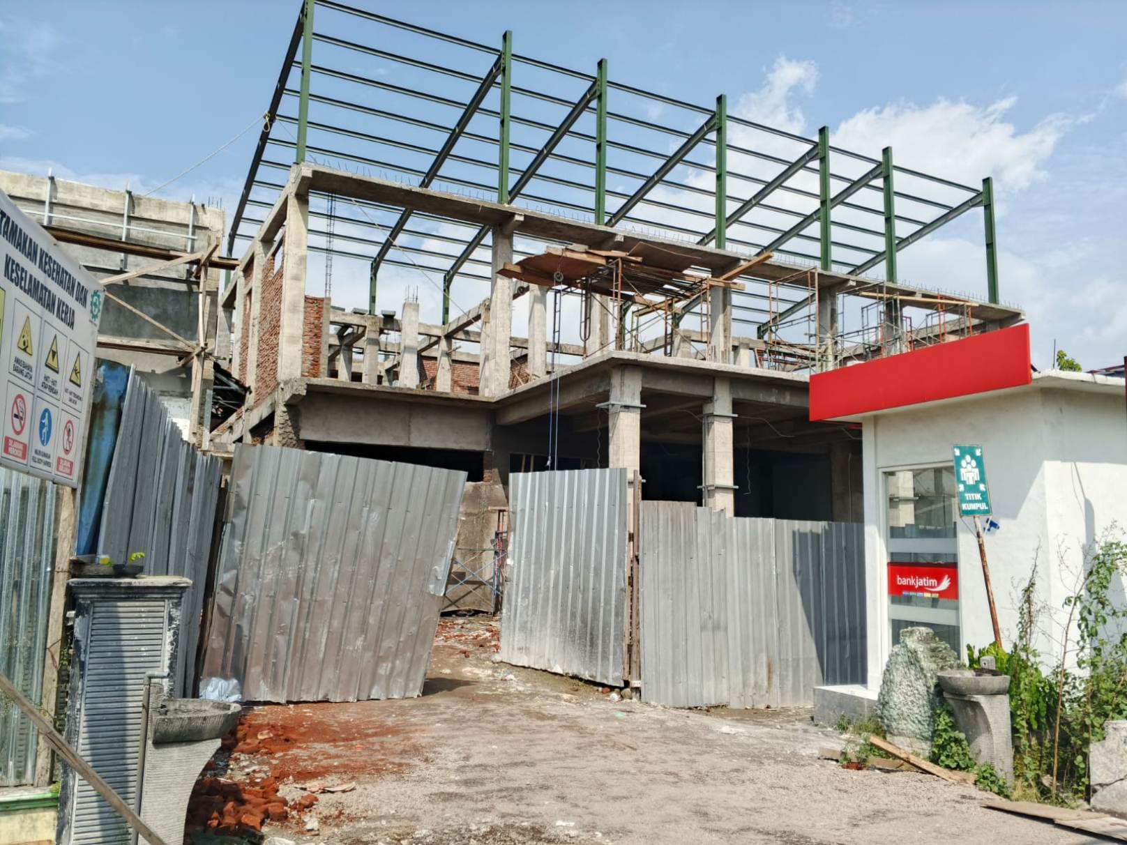 Proyek pembangunan Puskesmas Keboan yang diduga disubkontrakkan