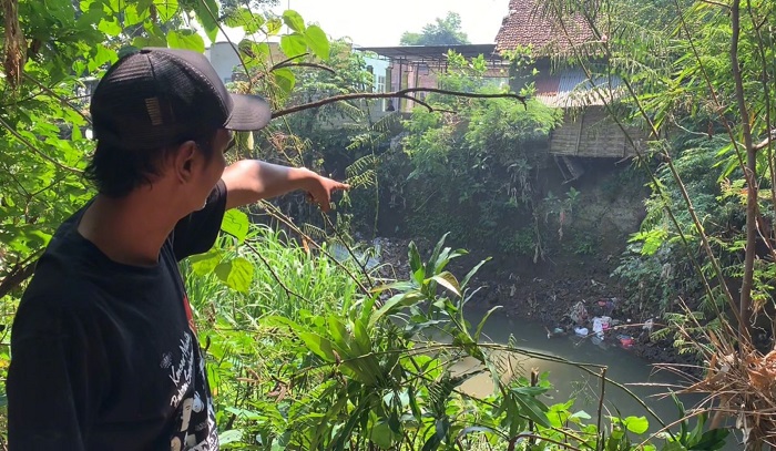 Kondisi rumah warga di Desa Betek Jombang yang nyaris ambruk Minggu (12/7).
