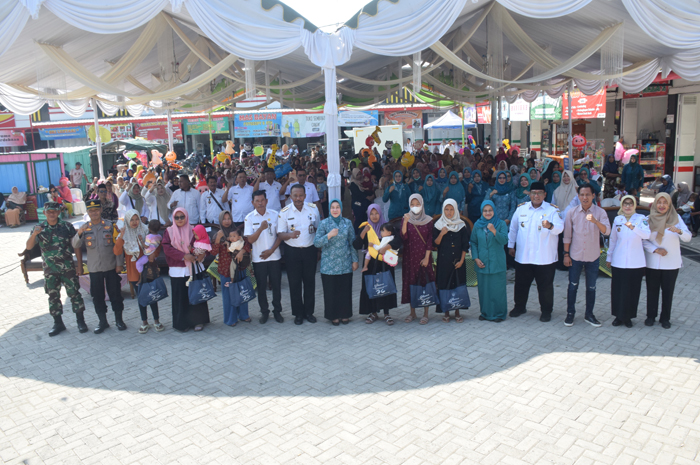 Pemkab Jombang Salurkan 750 Kg Ikan untuk Tekan Stunting di Kecamatan Plandaan, Rabu (24/7)