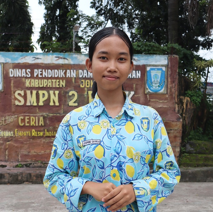 Josephine Gavrila, Kelas 9D SMPN 2 Perak