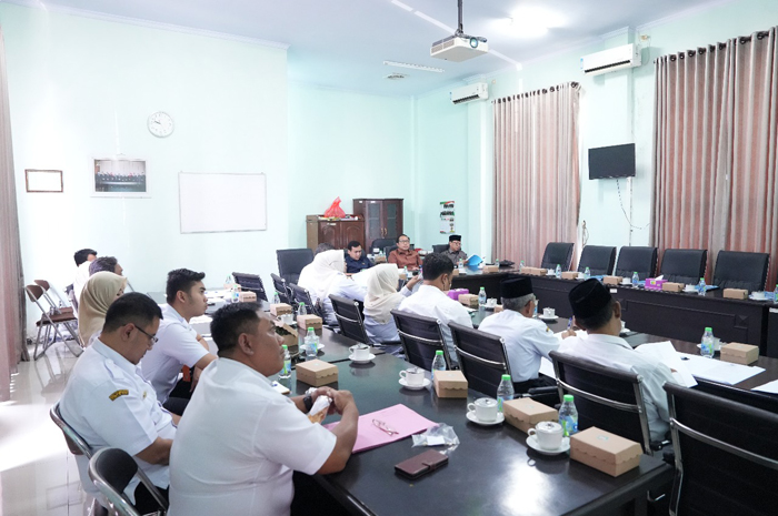 Komisi D DPRD Kabupaten Jombang menggelar rapat dengar pendapat (RDP) bersama dinas kepemudaan, olahraga dan pariwisata (Disporapar).