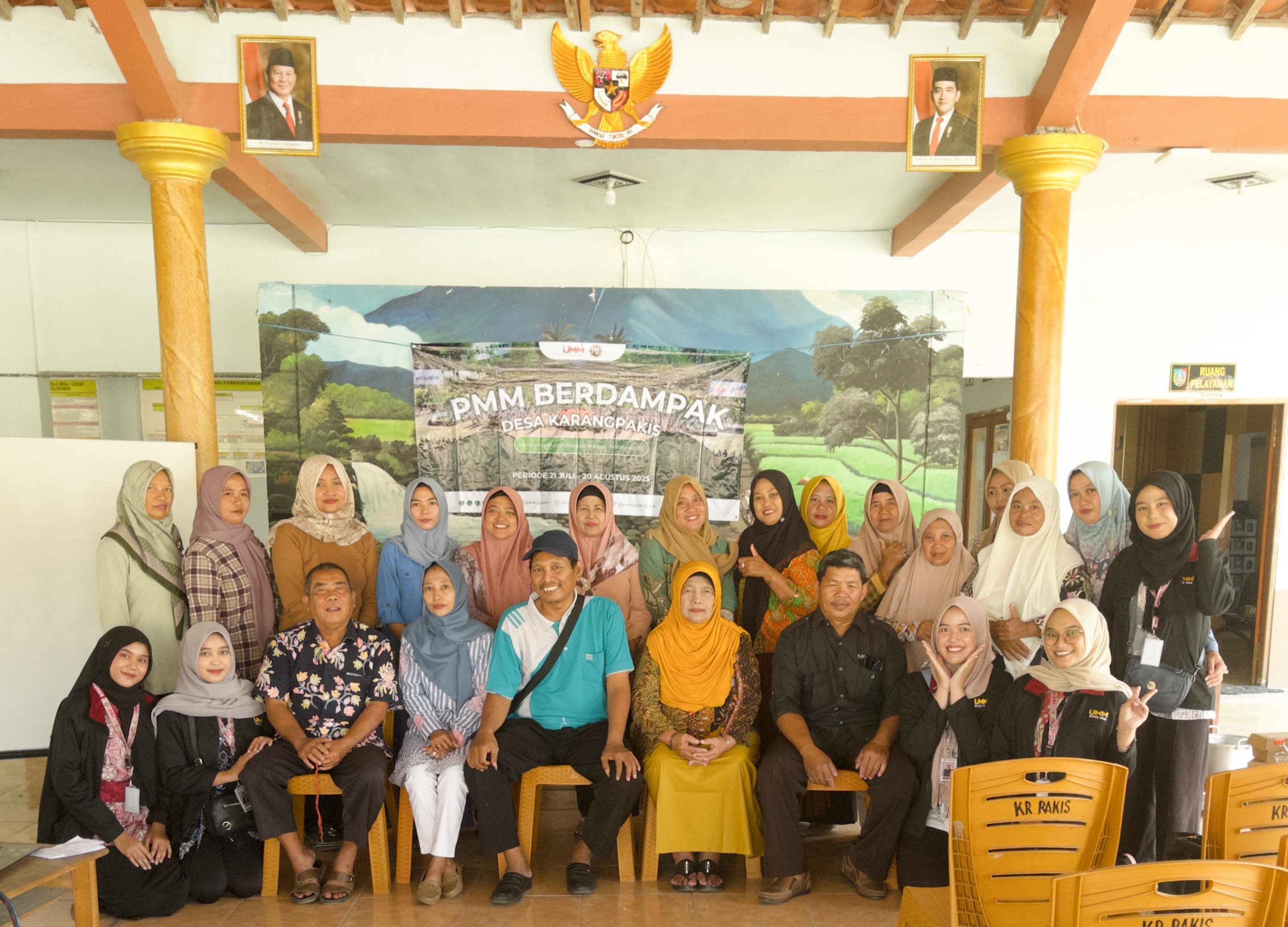 Balai Desa Karangpakis, Kecamatan Kabuh, Kabupaten Jombang, mendadak ramai dan penuh semangat pada Sabtu (2/08) dan Minggu (3/08).