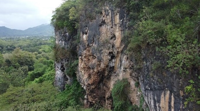 Pesona Tebing Telung Lintang di Trenggalek, Jawa Timur