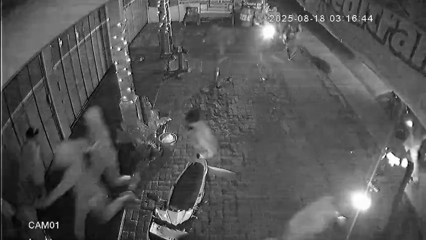 Dua anggota gangster yang menyerang remaja di Desa Gondek, Mojowarno Jombang sudah dibekuk warga