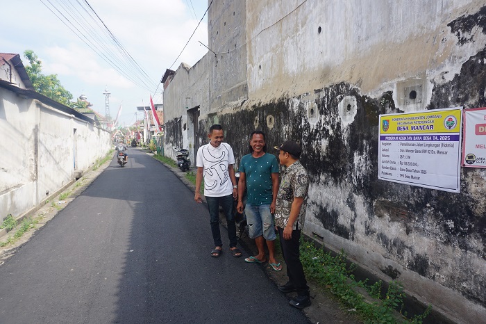 Pemerintah Desa (Pemdes) Mancar, Kecamatan Peterongan, mulai menuntaskan keluhan warga soal akses jalan rusak.