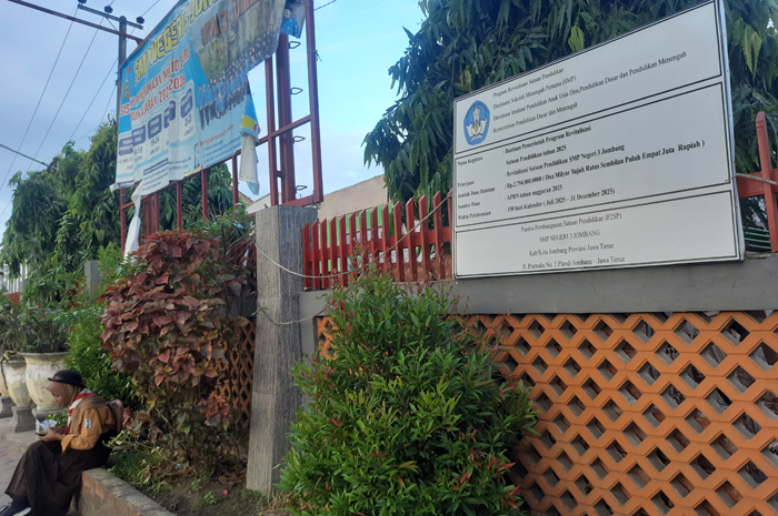 Proyek revitalisasi di SMPN 1 Jombang