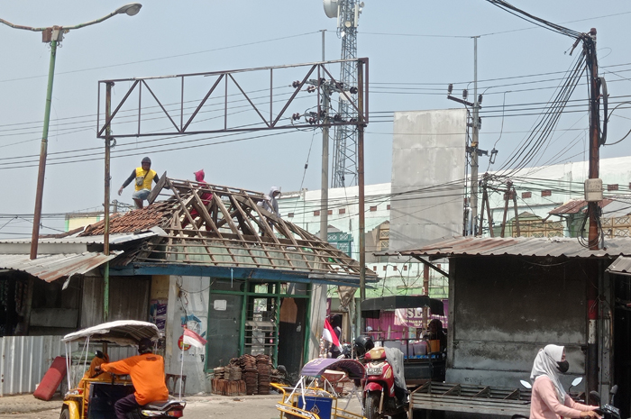 Proyek rehabilitasi Pasar Ploso terus dikebut.