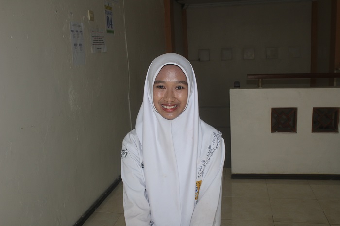 Vina Alyaturahma, Kelas 11-E MA Salafiyah Syafiiyah Tebuireng