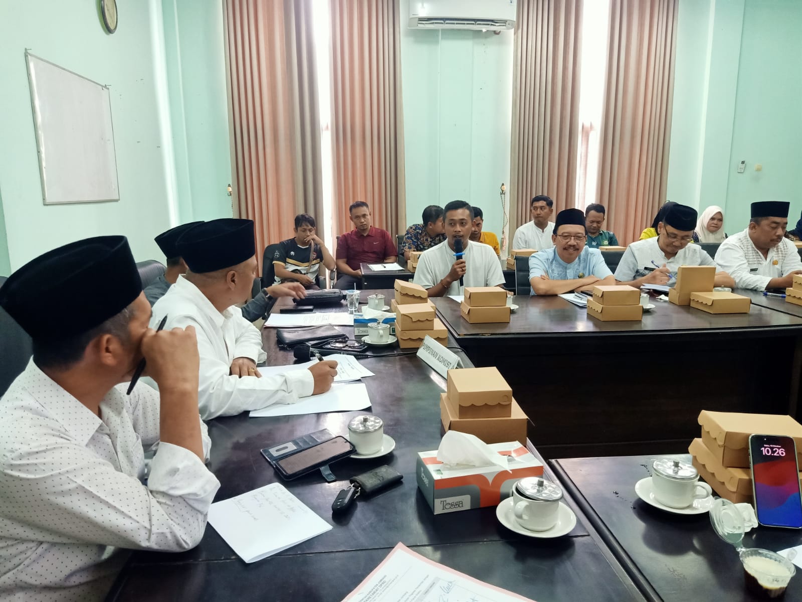 Sejumlah pegawai honorer di Kabupaten Jombang kembali mempertanyakan kepastian terkait penggajian dan Surat Keputusan (SK) Pegawai Pemerintah dengan Perjanjian Kerja (PPPK) paruh waktu