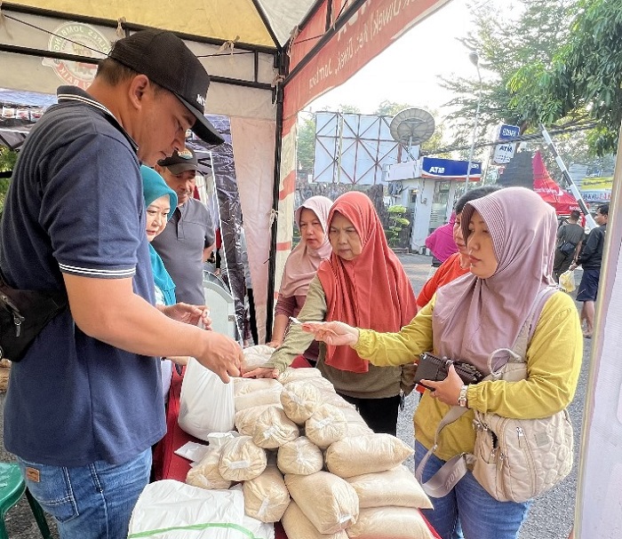 RUTIN: PG Tjoekir konsisten menggelar gerakan pangan murah hingga ke desa-desa.