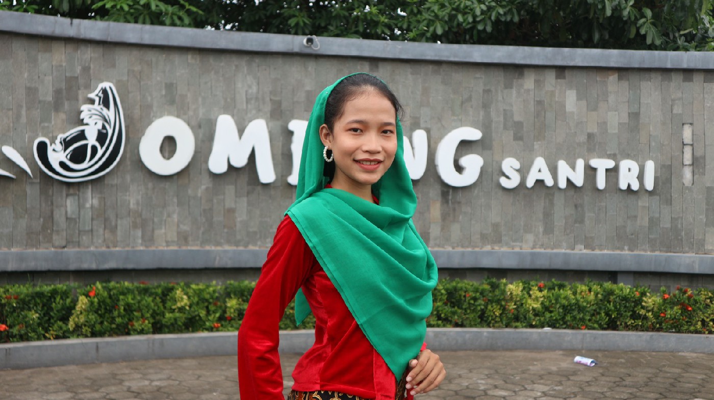 Rizka Lisvia Erwanto, Alumnus SMA PGRI 2 Jombang