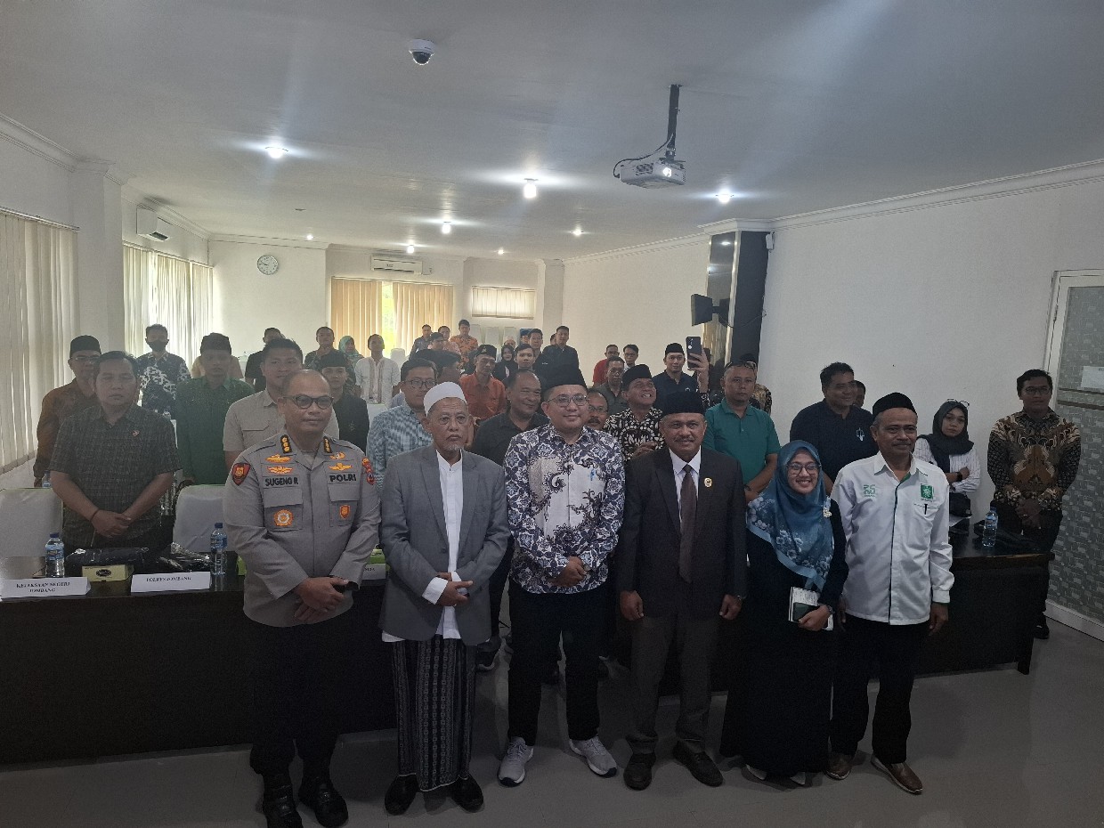 DPC Perhimpunan Advokat Indonesia (Peradi) Jombang menggelar diskusi publik bertajuk &ldquo;Implementasi UU No. 1 Tahun 2023 tentang KUHP: Sudah Siapkah Kita Menghadapinya?&rdquo; di Aula Pondok Pesantren Darul