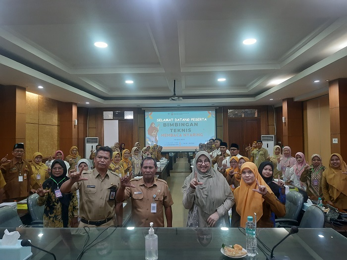 1.	INOVASI: Sekretaris Dinas Perpustakaan dan Kearsipan Jombang, Abdul Ghofur,  membuka acara mewakili Thonsom Pranggono di Ruang Setjo Adiningrat Kantor Pemkab Jombang, Selasa (11/11).