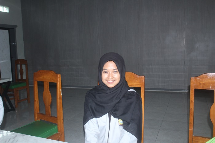 Choirunnisa Fadilah, Kelas 11 Akuntansi SMK Unggulan NU Mojoagung