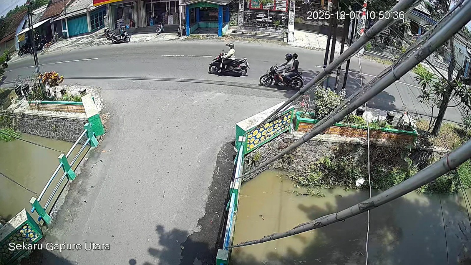 Aksi penjambretan kembali terjadi di Kabupaten Jombang Minggu (7/12) pagi.