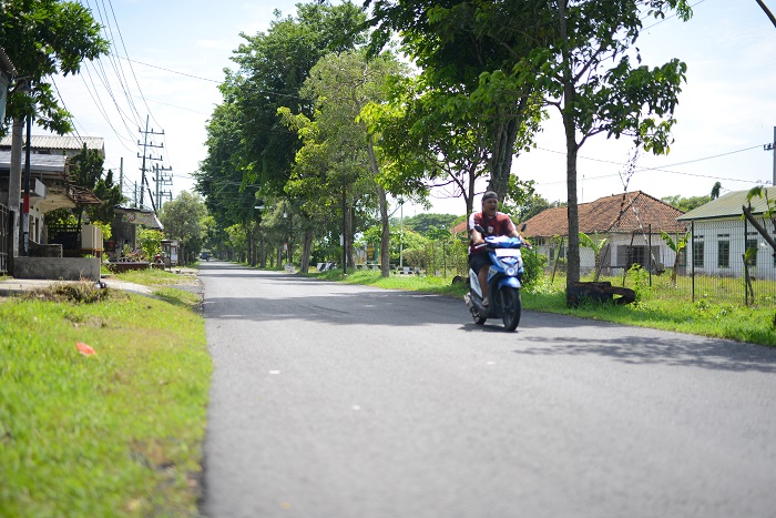 &nbsp;  MULUS: Kondisi jalan penghubung Desa Denanyar - Banjardowo mulus usai dilakukan perbaikan kemarin (11/12).  &nbsp;
