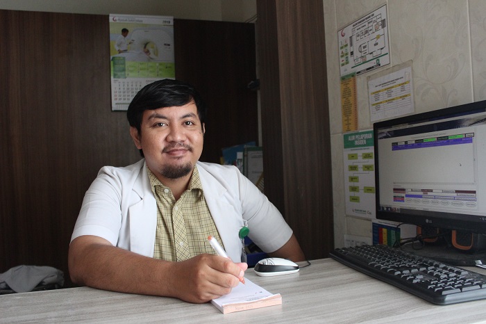 dr Heriris Brilianto, Dokter Klinik Inisiasi Antiretroviral (ARV) dan Staf Medis Rumah Sakit Islam (RSI) Jombang