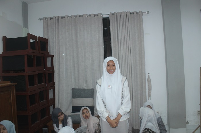 Arinalhaq Annajah Santri PP Al Madienah Denanyar