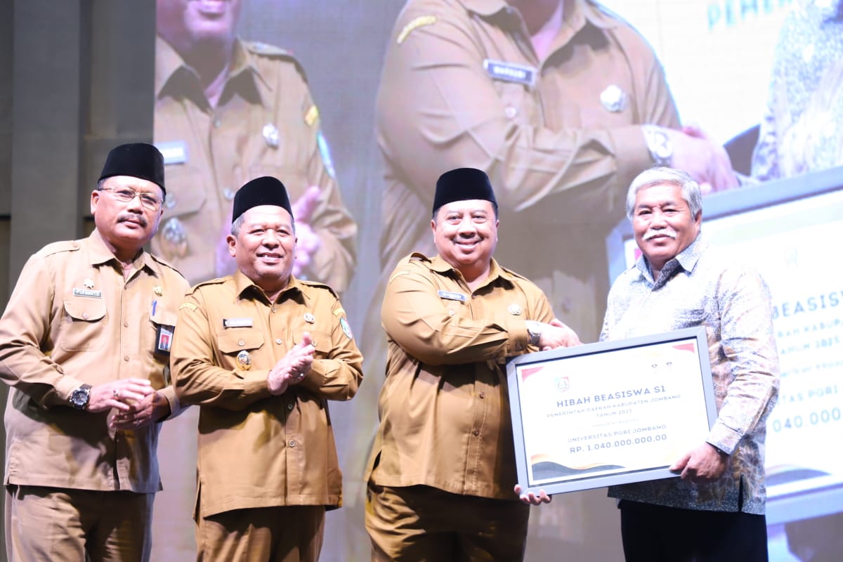 Program beasiswa kuliah S1 dari Pemkab Jombang dipastikan berlanjut tahun 2026.