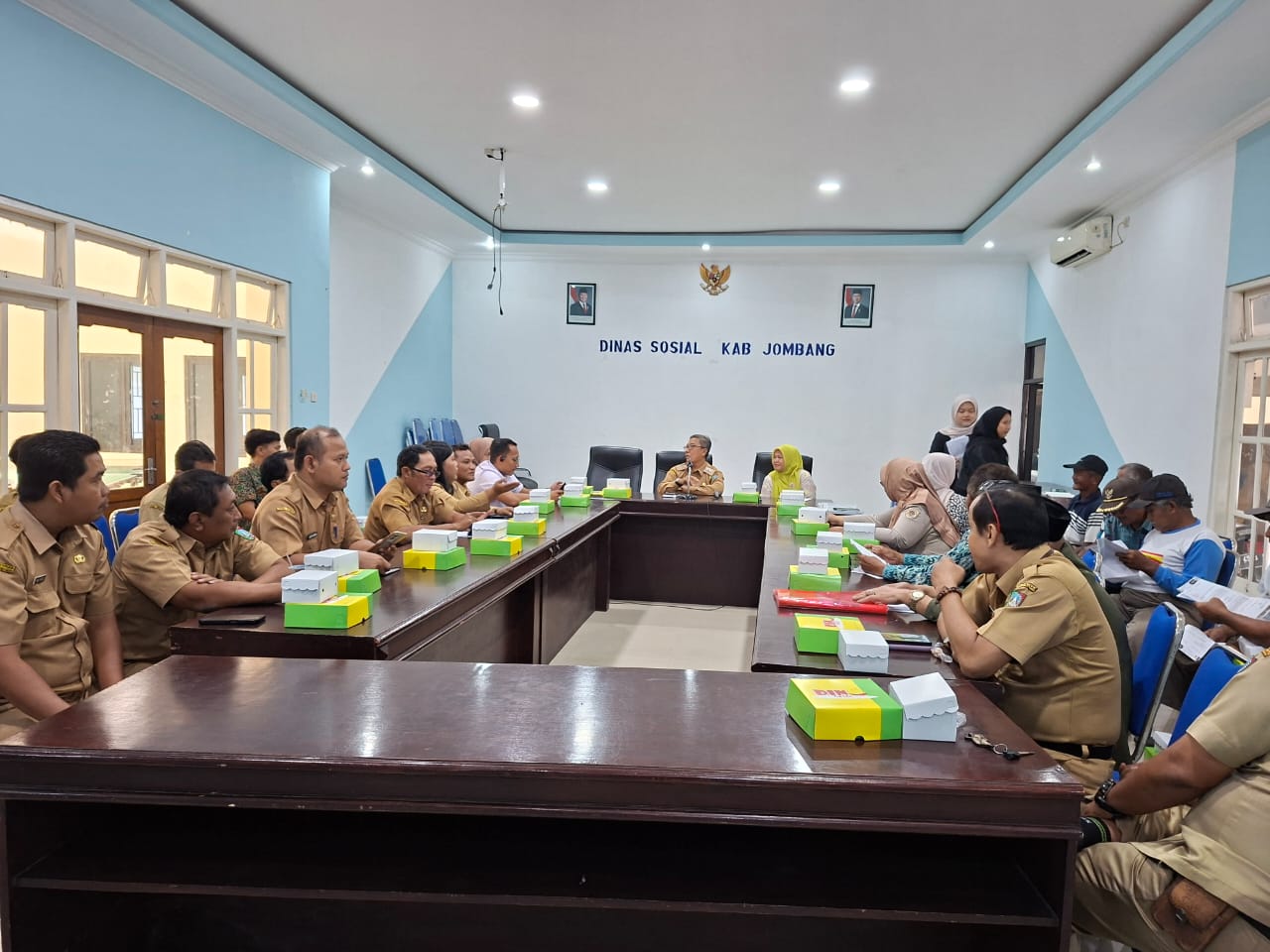 CARI TITIK TEMU: Dinsos Jombang mengumpulkan pemilik lahan di Sekolah Rakyat Tunggorono, Jombang
