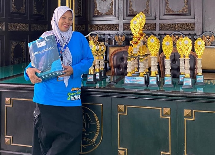 TELADAN: Wakil Ketua 1 Himpaudi Kabupaten Jombang, Dya Maulidah SAg.  &nbsp;