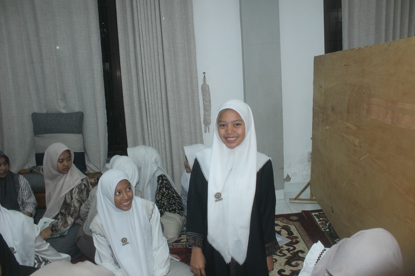 Bilqis Putri Santriwati Pondok Pesantren Al Madienah Denanyar