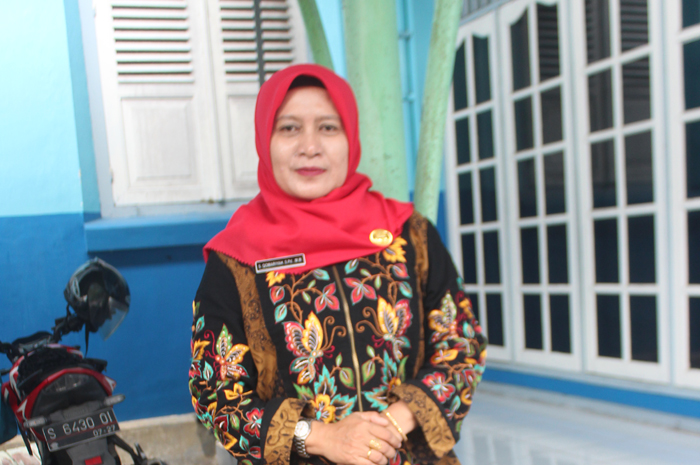 Siti Qomariyah Kasi SMK Cabdin Pendidikan Jombang