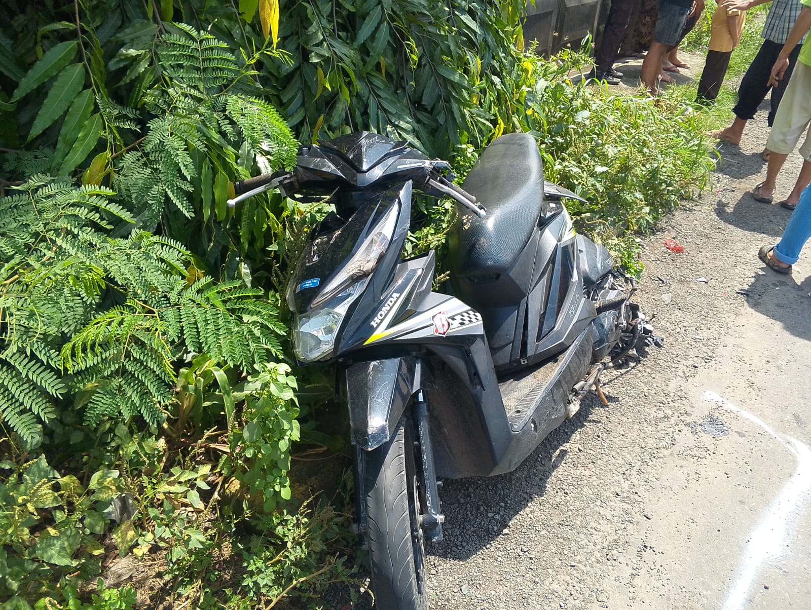 Kondisi motor korban yang rusak parah usai dilindas truk