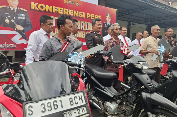 Dua bulan menggelar operasi, tim Satgassus Curanmor Polres Jombang berhasil meringkus 17 pelaku pencurian kendaraan bermotor.