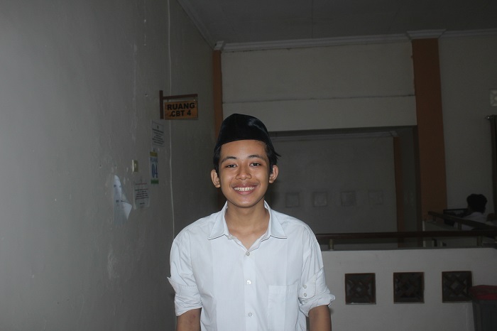 M Harisun Nafi Kelas 10 D MA Salafiyah Syafi