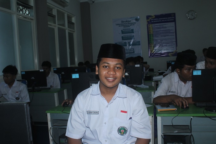 Muhammad Zulfikar Zakaria, Kelas 10 D MA Madrasatul Quran Tebuireng