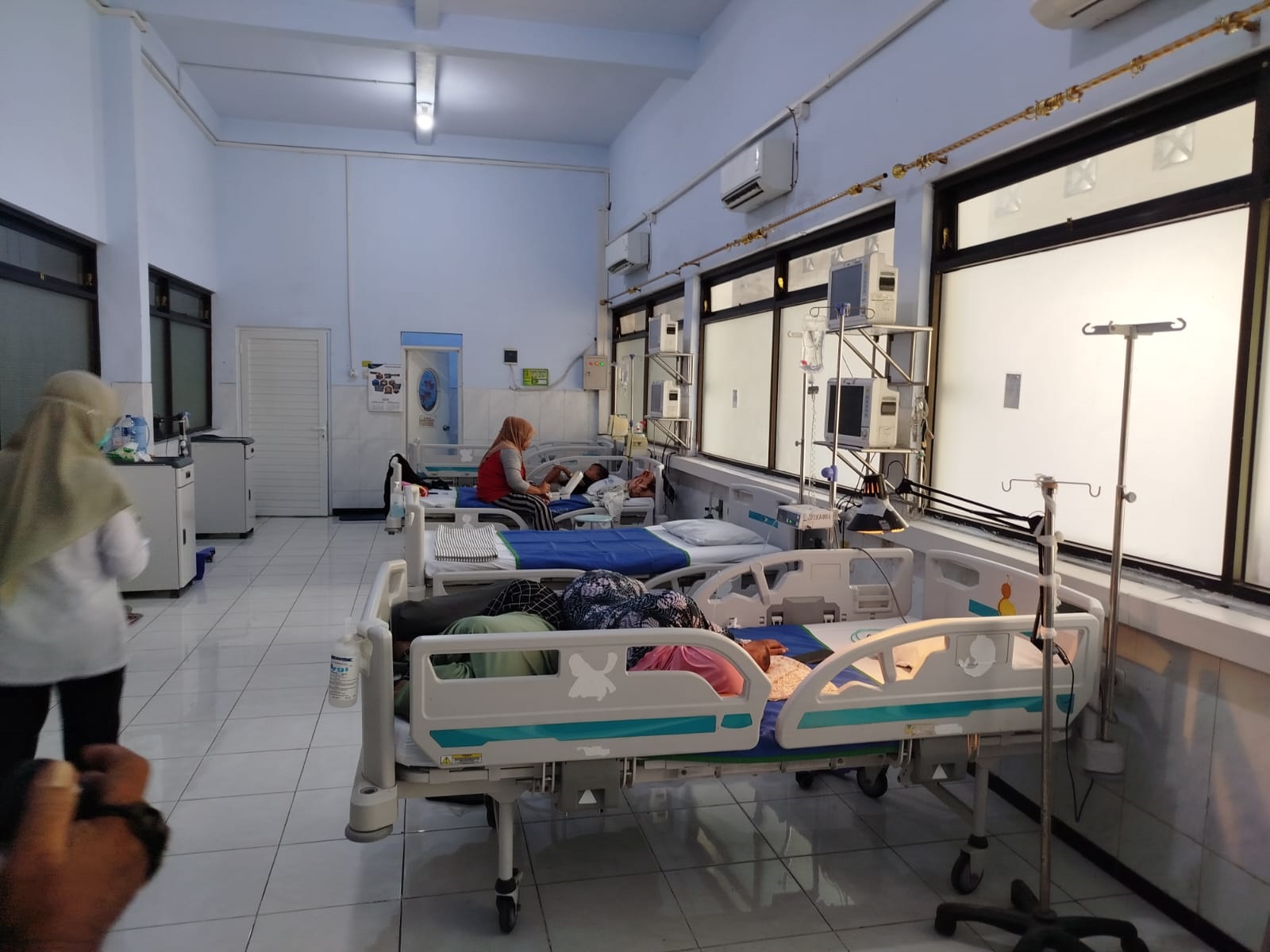 Sejumlah pasien menjalani perawatan di RSUD Jombang akibat terjangkit DBD