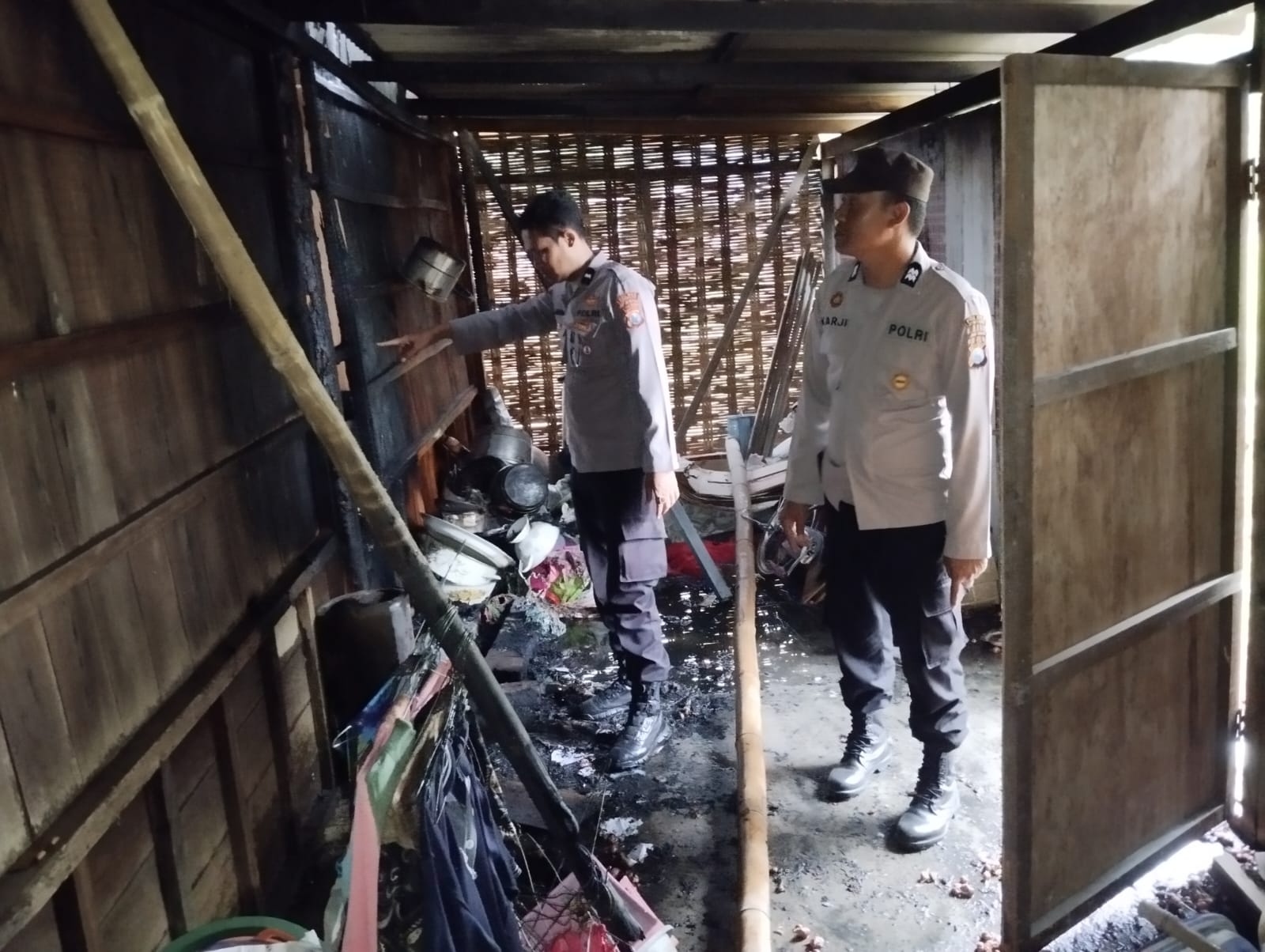 Kondisi rumah warga di Plandaan Jombang yang ludes terbakar