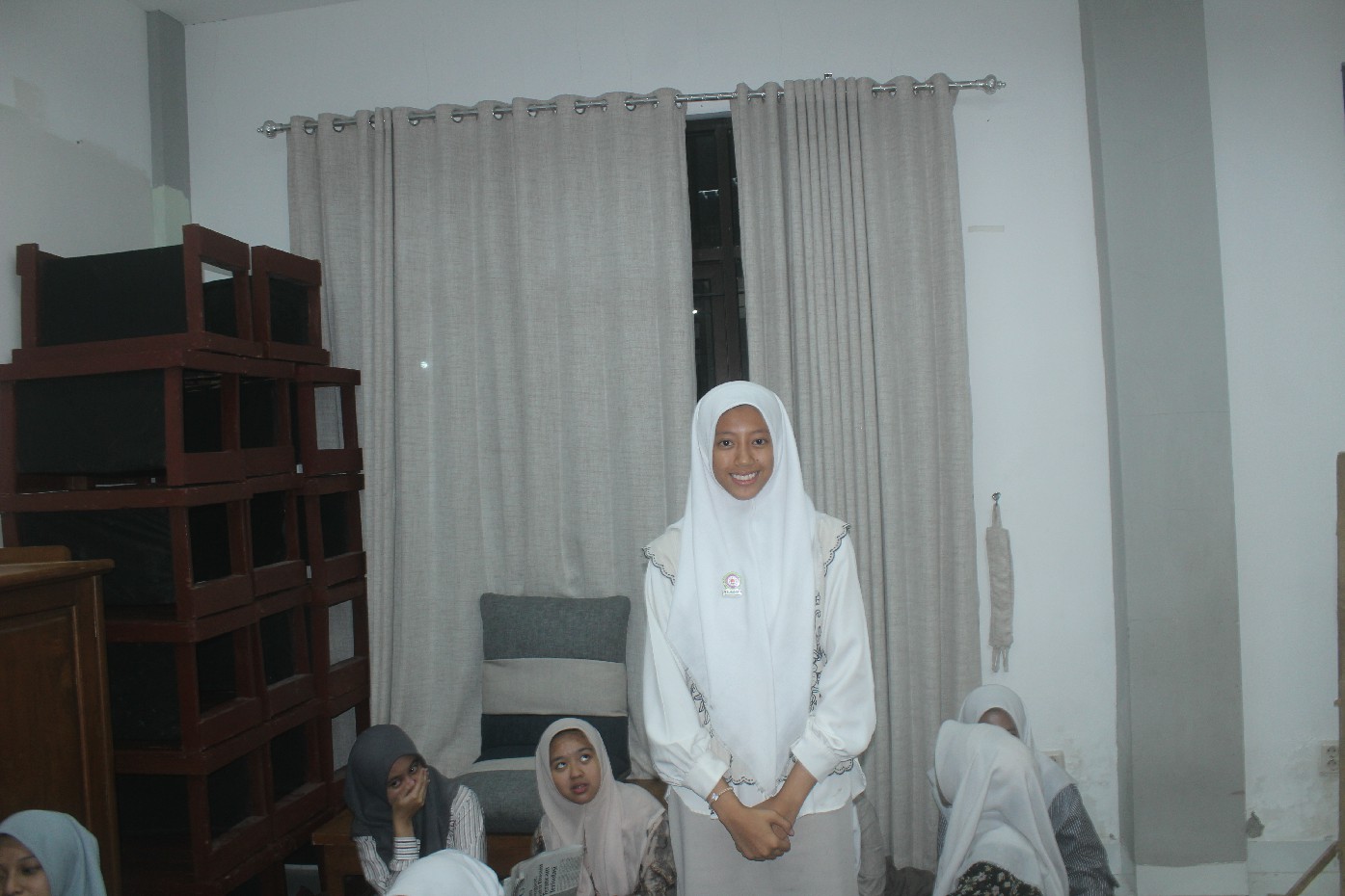 Arinalhaq Annajah, Santriwati PP Al-Madienah, Denanyar  &nbsp;