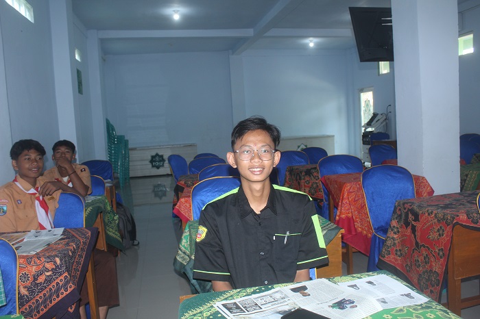 Mochamad Dani Kurniawan, Kelas X TKJ 2 SMK Unggulan NU Mojoagung   