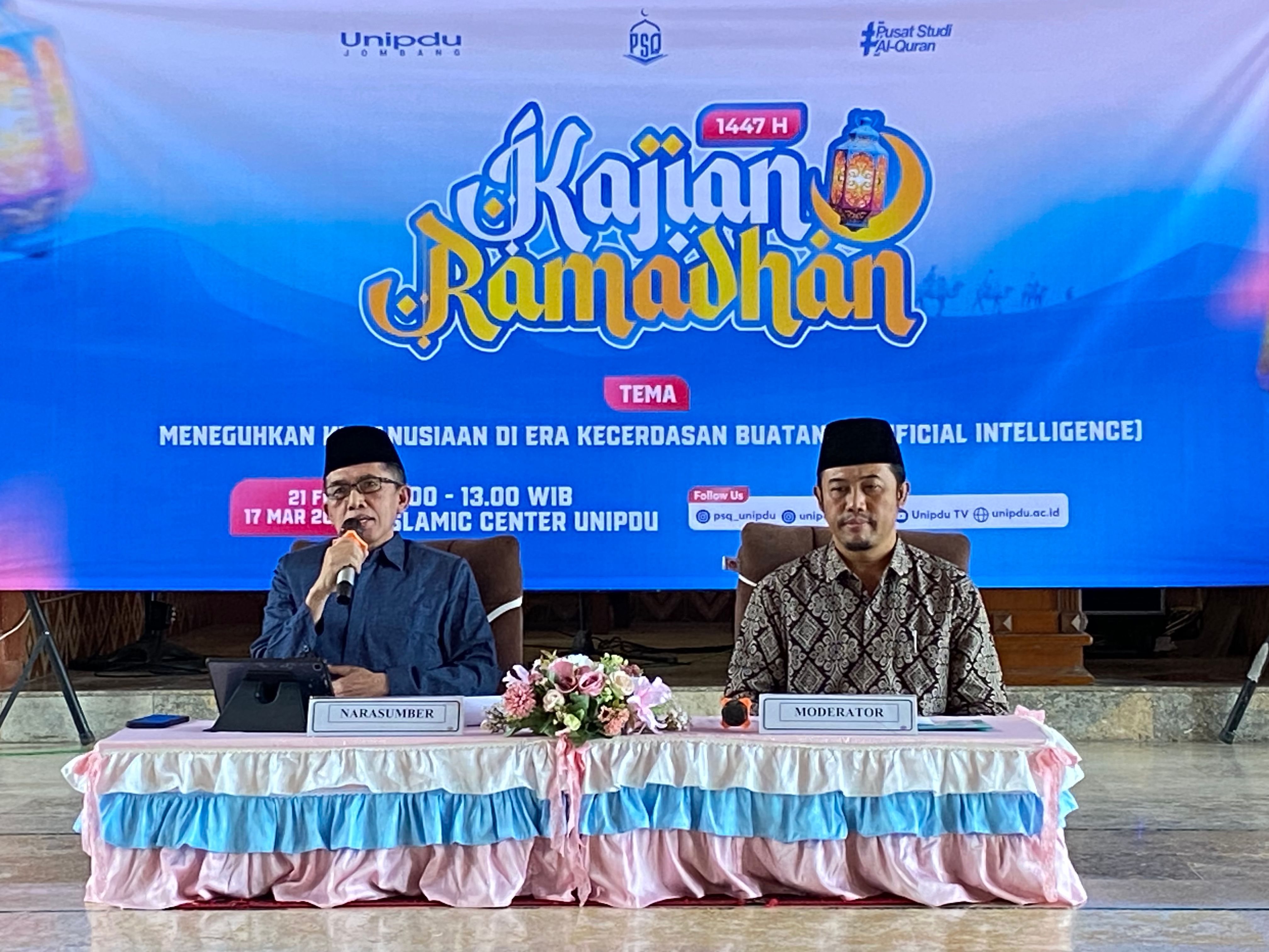   &nbsp;  TELADAN: Ketua Yayasan Pesantren Tinggi Darul Ulum (Yapetidu), M Zaimuddin Wijaya As'ad saat menyampaikan materi, kemarin (1/3).  &nbsp;