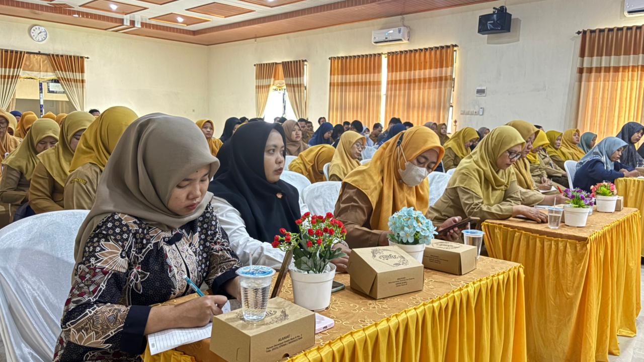 FOTO: kegiatan workshop Pembelajaran Mendalam (Deep Learning) di Aula Tut Wuri Handayani Gedung PGRI Kabupaten Jombang, Senin (9/2), dibuka Abdul Majid, Sekretaris Dinas Pendidikan dan Kebudayaan 
