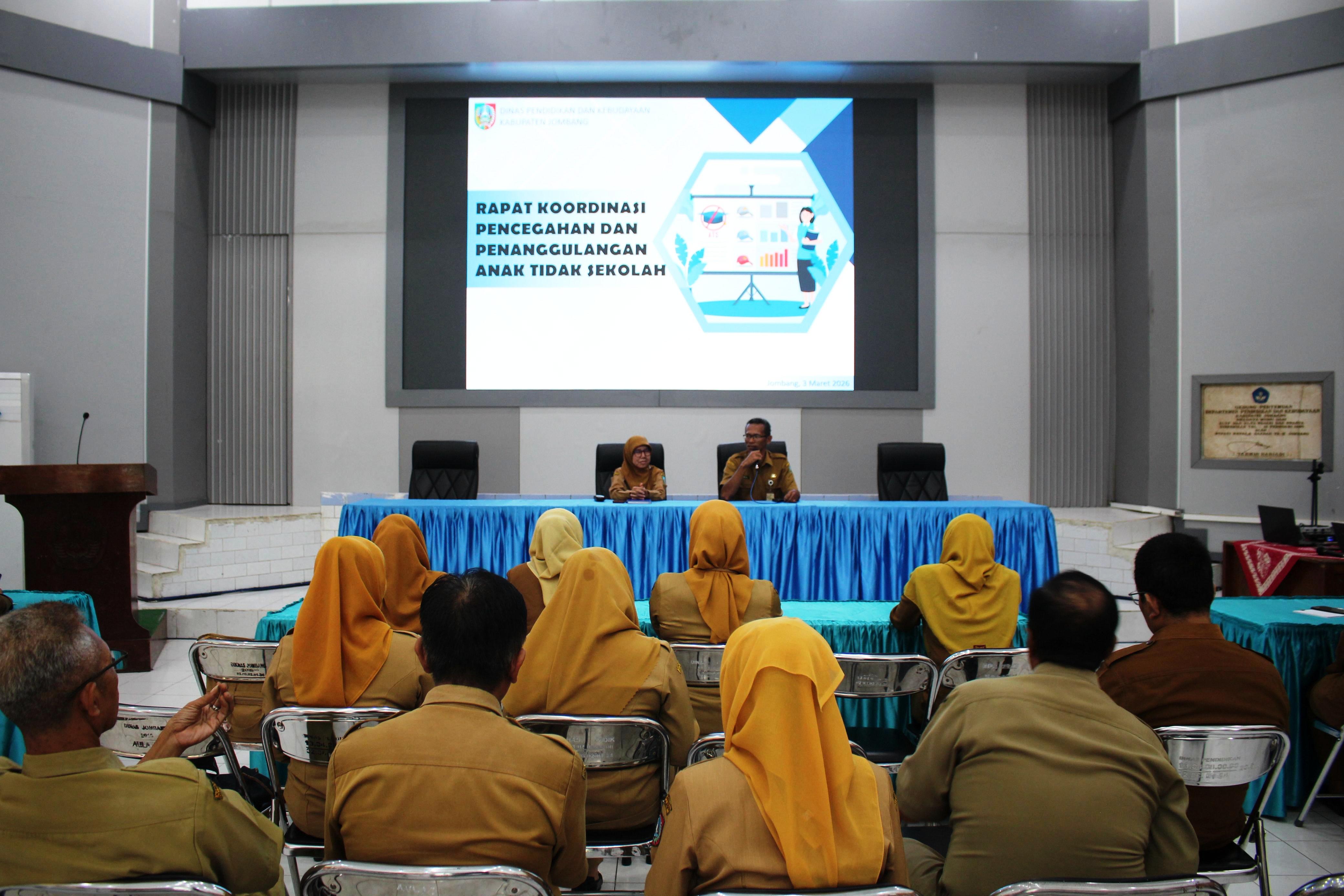  kegiatan rakor ATS di Aula 1 Dinas Pendidikan dan Kebudayaan Kabupaten Jombang  